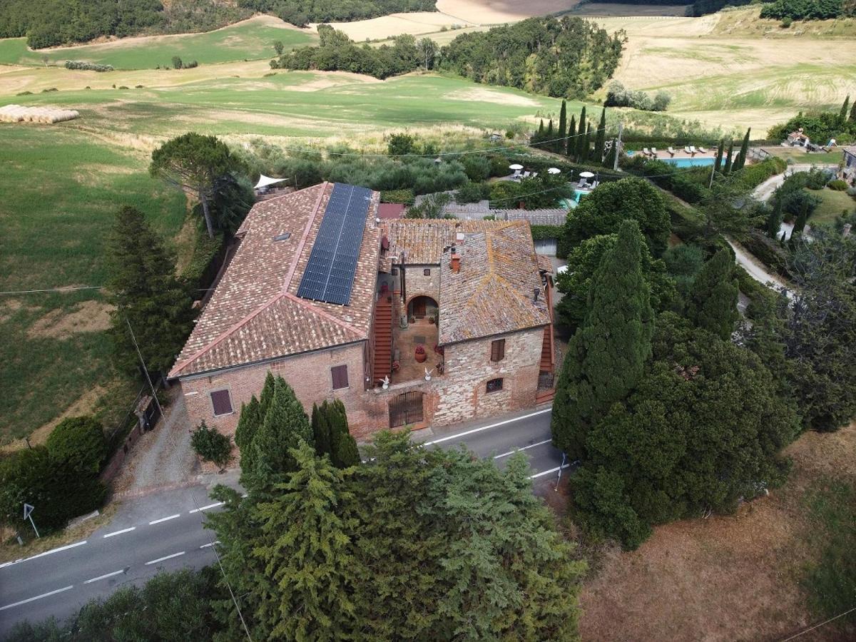 B&B Le Logge Di Sopra Asciano Exterior photo