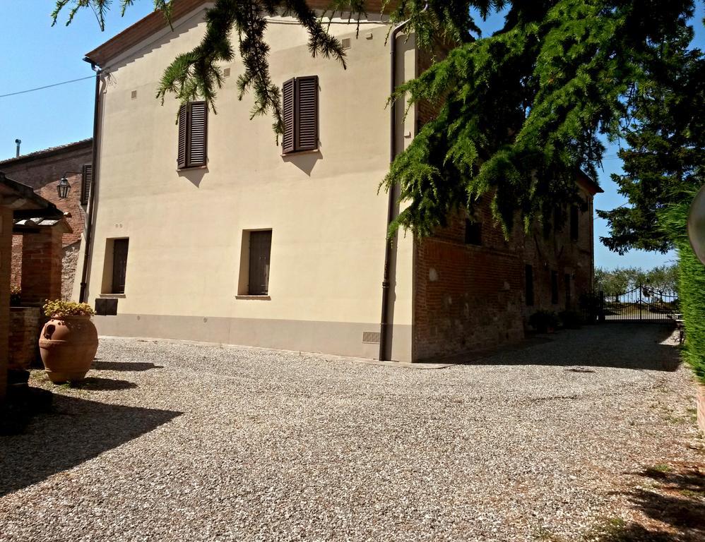 B&B Le Logge Di Sopra Asciano Exterior photo